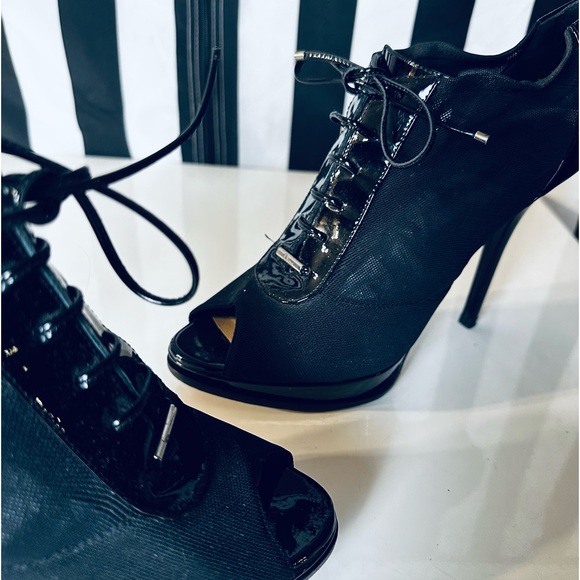 Christian Dior Patent Leather And Mesh Peep Toe Lace Up Heeled Ankle Booties 39 - Picture 3 of 10
